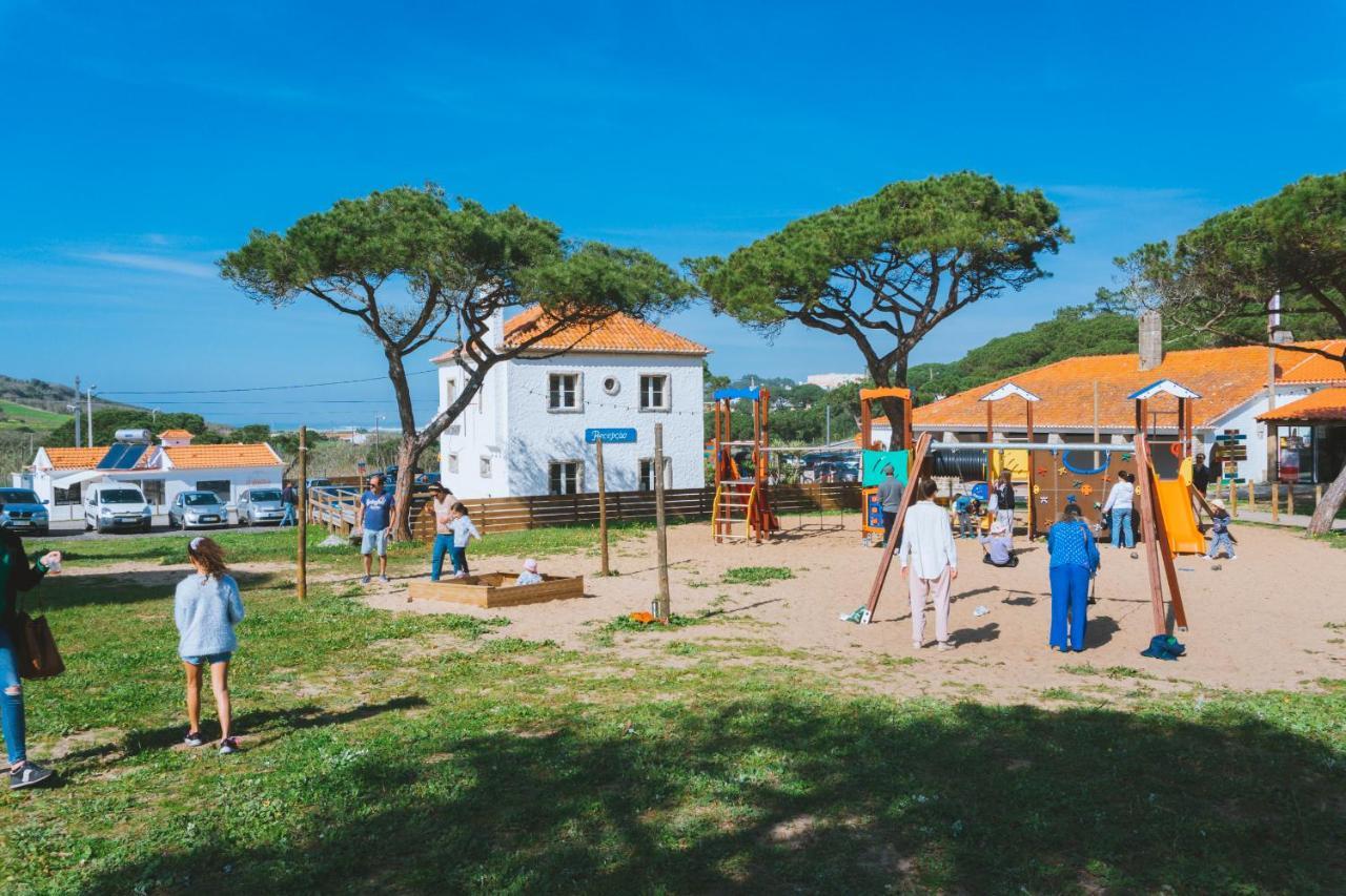 Oasis Backpackers Hostel Sintra Surf Colares Eksteriør bilde