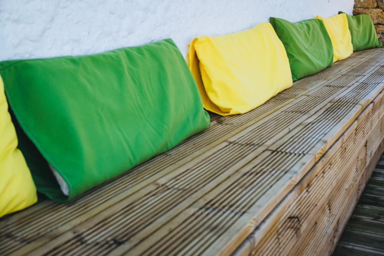Oasis Backpackers Hostel Sintra Surf Colares Eksteriør bilde