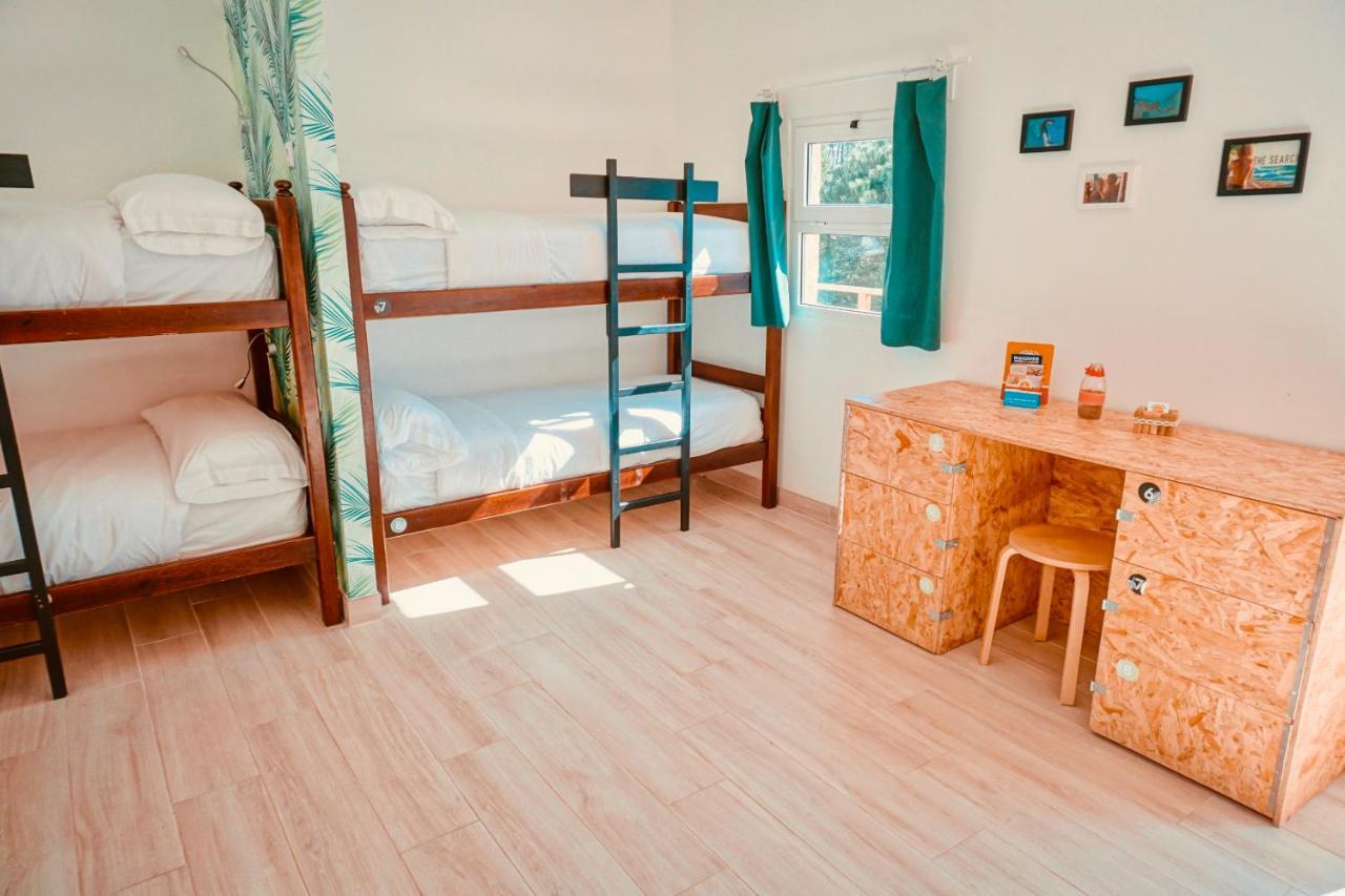 Oasis Backpackers Hostel Sintra Surf Colares Eksteriør bilde